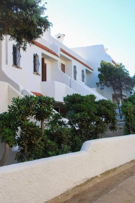 Appartamento A Baia Santa Reparata ภายนอก รูปภาพ